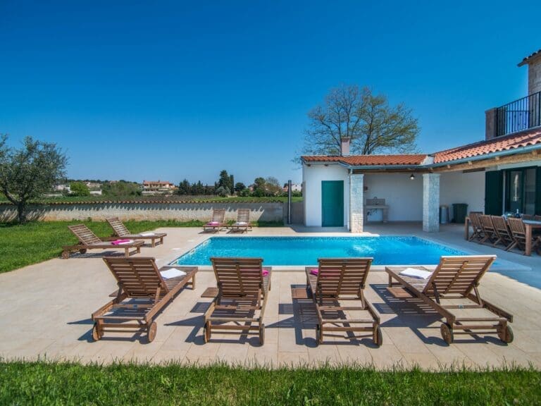 Rent Apartment Seashell Sunflower Istria