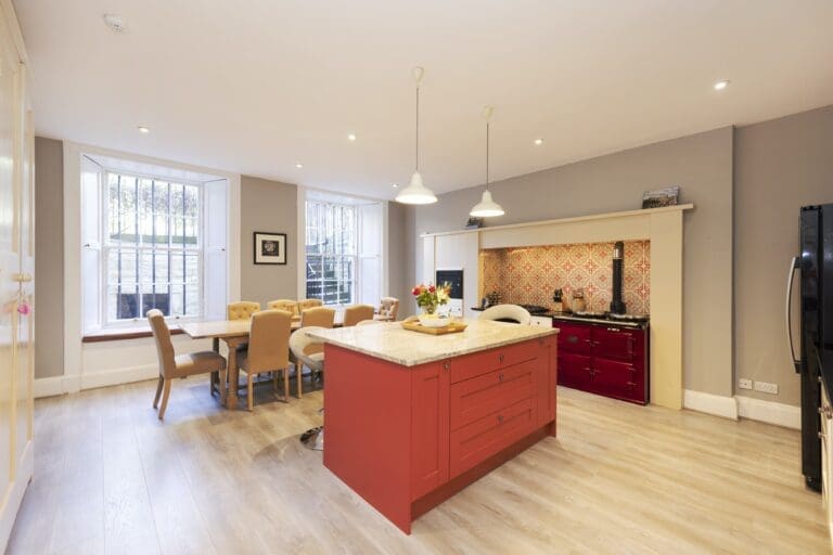 Rent Apartment Shandy Quince New Town