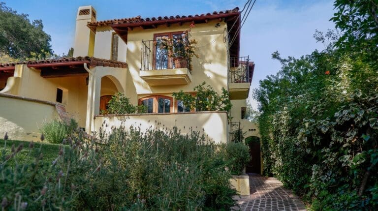 Rent Apartment Shimmer Groundsel Los Feliz