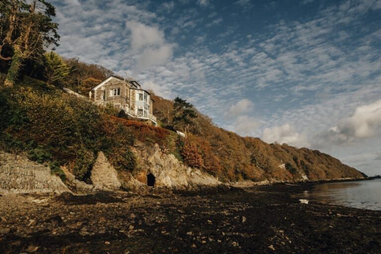 Rent Apartment Skobeloff Honey Isle of Anglesey