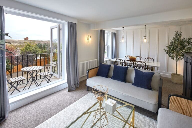 Rent Apartment Smokey Strongbark Scarborough