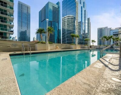 Rent Apartment Smoky Cream Downtown Miami