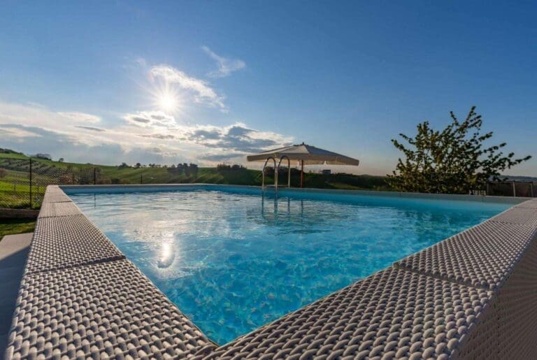 Rent Apartment Soda Peach Italy