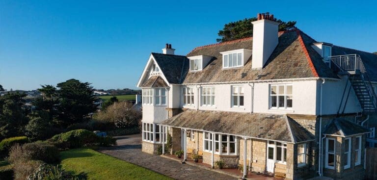 Rent Apartment Soda Waka Gwynedd