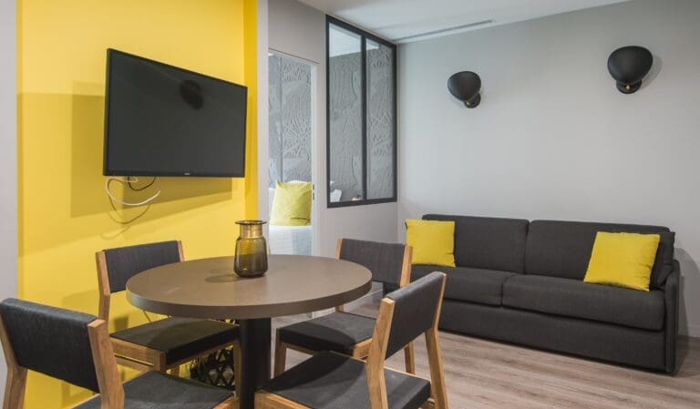 Rent Apartment Sugar Crepemyrtle Montorgueil – Les Halles