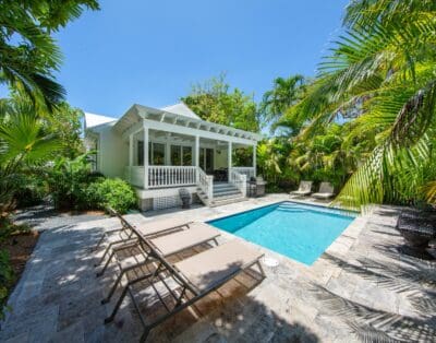 Rent Apartment Sugar Poinsettia Key West