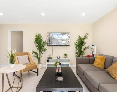 Rent Apartment Sunburst Cocopalm Huntington Beach