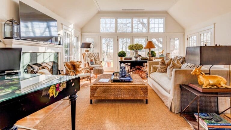 Rent Apartment Sunglow Moss The Hamptons