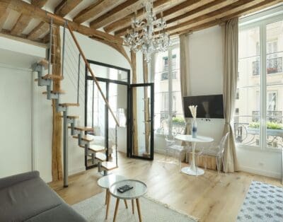 Rent Apartment Sunshine Beefwood Le Marais