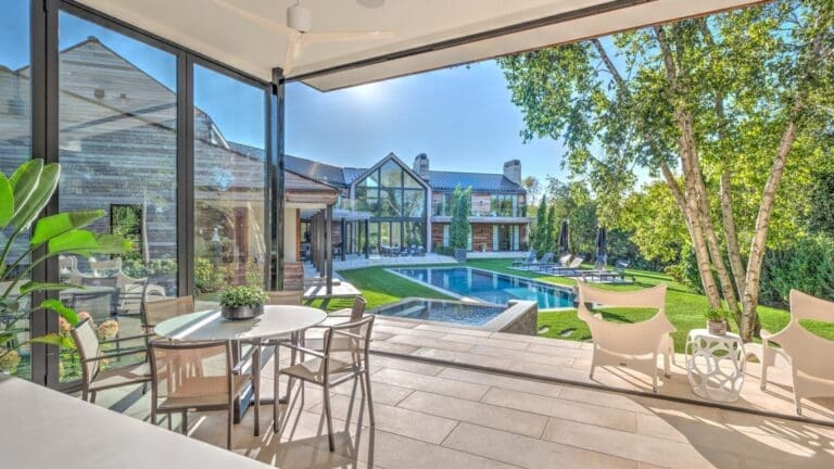 Rent Manor Temptress Pine The Hamptons