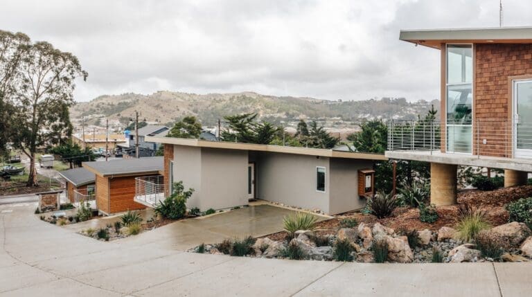 Rent Apartment Thistle Aquamarine Pacifica