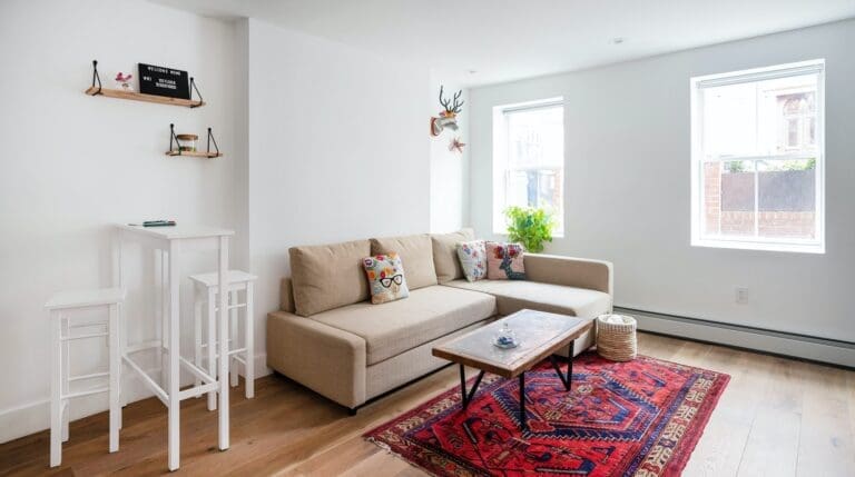 Rent Apartment Thistle Monja Williamsburg