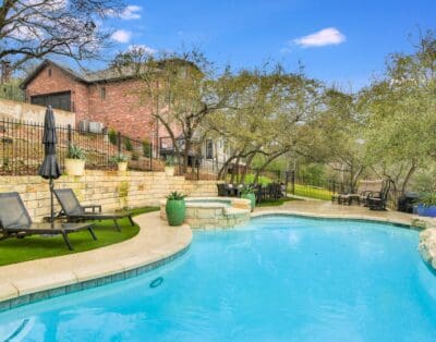 Rent Apartment Tiger Blackbead Austin