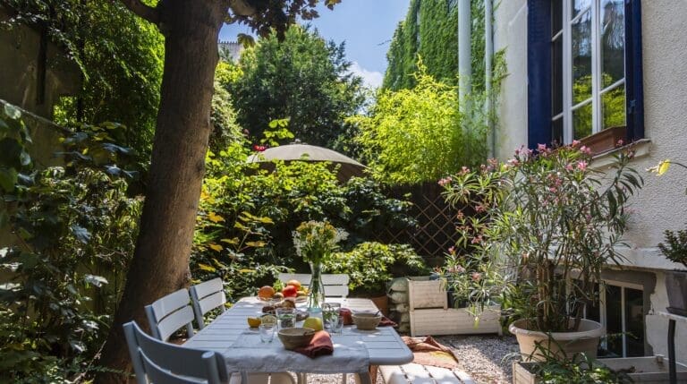 Rent Apartment Titanium Amaryllis La Butte aux Cailles