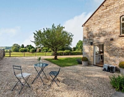 Rent Apartment Tyrian Bush Cotswolds