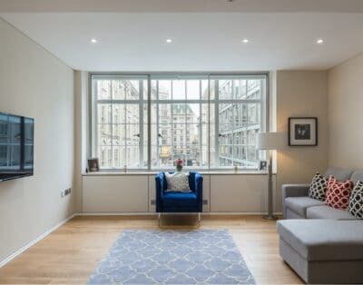 Rent Apartment Umber Carnation Covent Garden