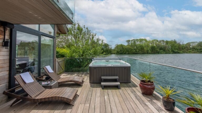 Rent Apartment Vermillion Paradise Wiltshire