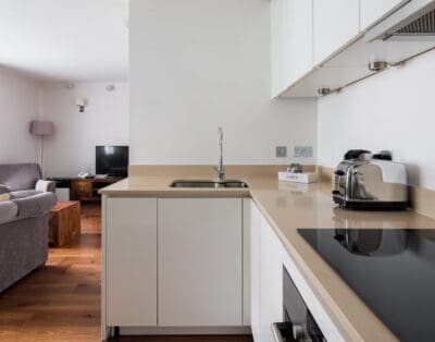 Rent Apartment Vine Yarrow Bloomsbury