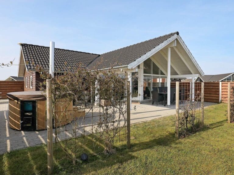 Rent Apartment Violet-Blue Apricot Denmark