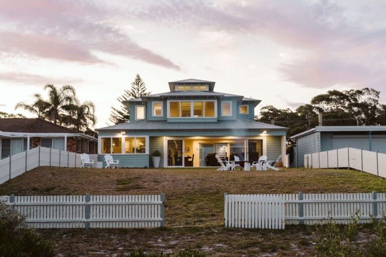 Rent Apartment Violin Sappanwood