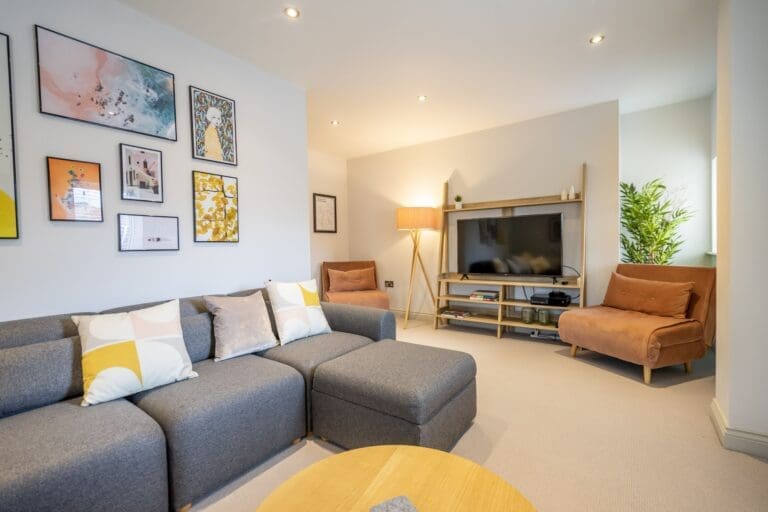 Rent Apartment Vivid Chinaberry North Yorkshire