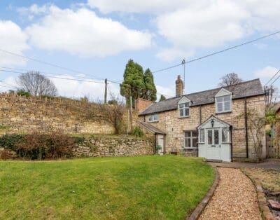 Rent Apartment Water Hanging Cotswolds