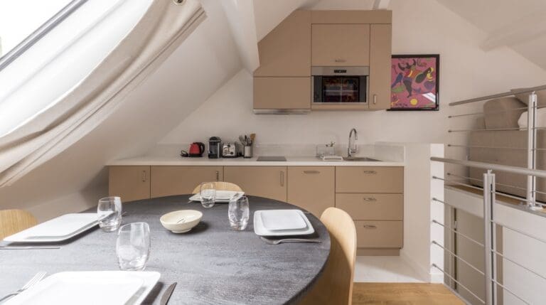 Rent Apartment Wuzzy Mallee Le Marais