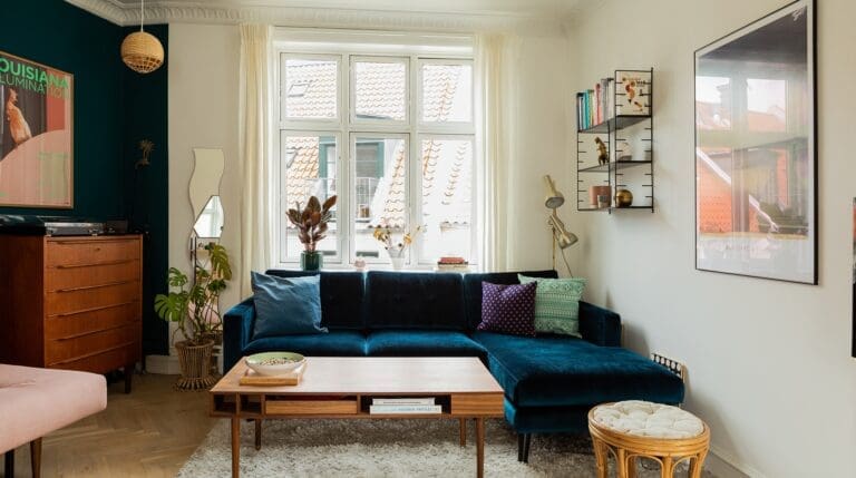 Rent Apartment Yellow-Green Apple Vesterbro