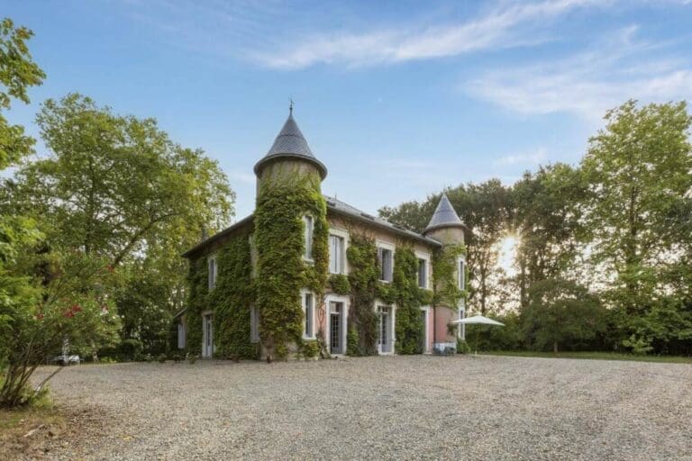 Rent Chateau Bellevue Aquitaine