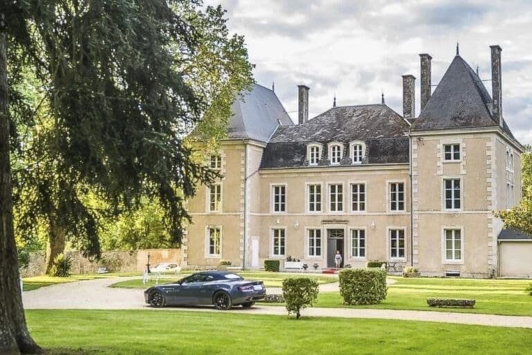 Rent Chateau Magnifique Aquitaine France