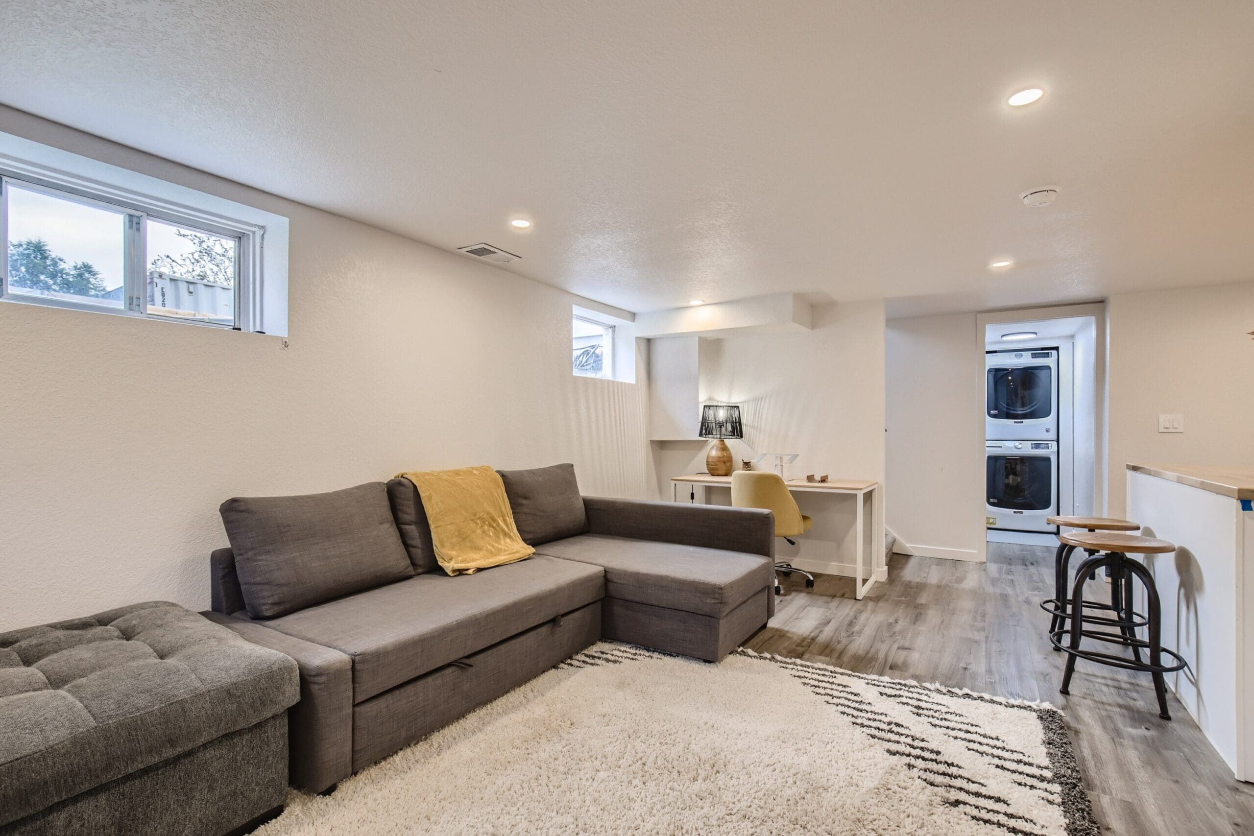 Rent Home Cotton Kozo Colorado