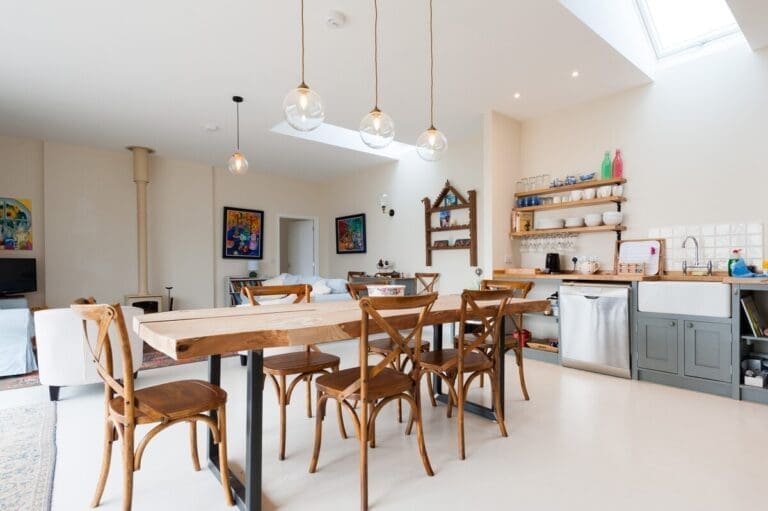 Rent Home Gray Roughbush Suffolk