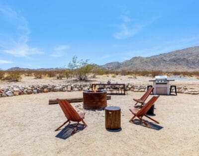 Rent Home June Lilac Joshua Tree National Park