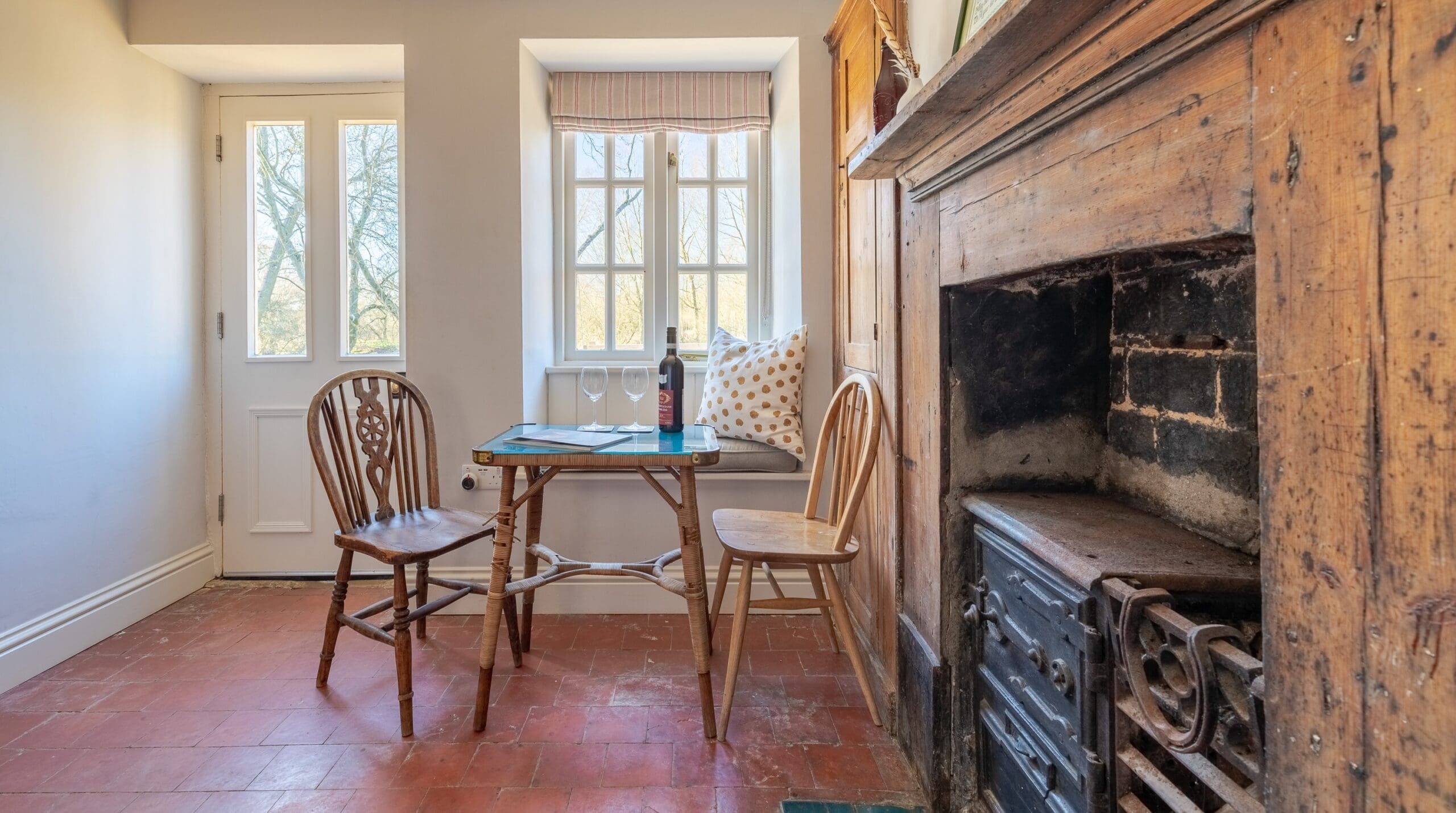 Rent Home Peel Coral Bedfordshire