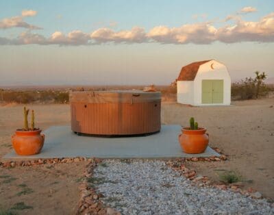 Rent Home Titanium Pea Joshua Tree National Park