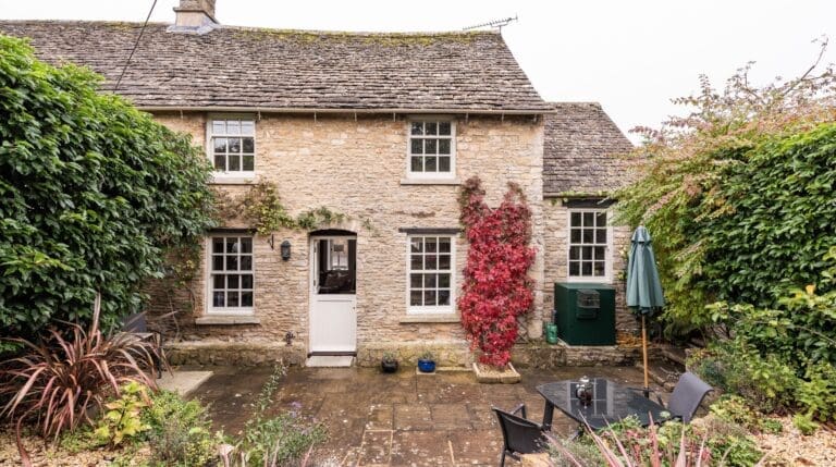 Rent House Alabaster Ice Cotswolds