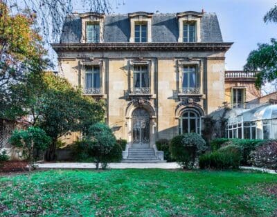 Rent House Blue-Gray Elephant Auteuil – Passy