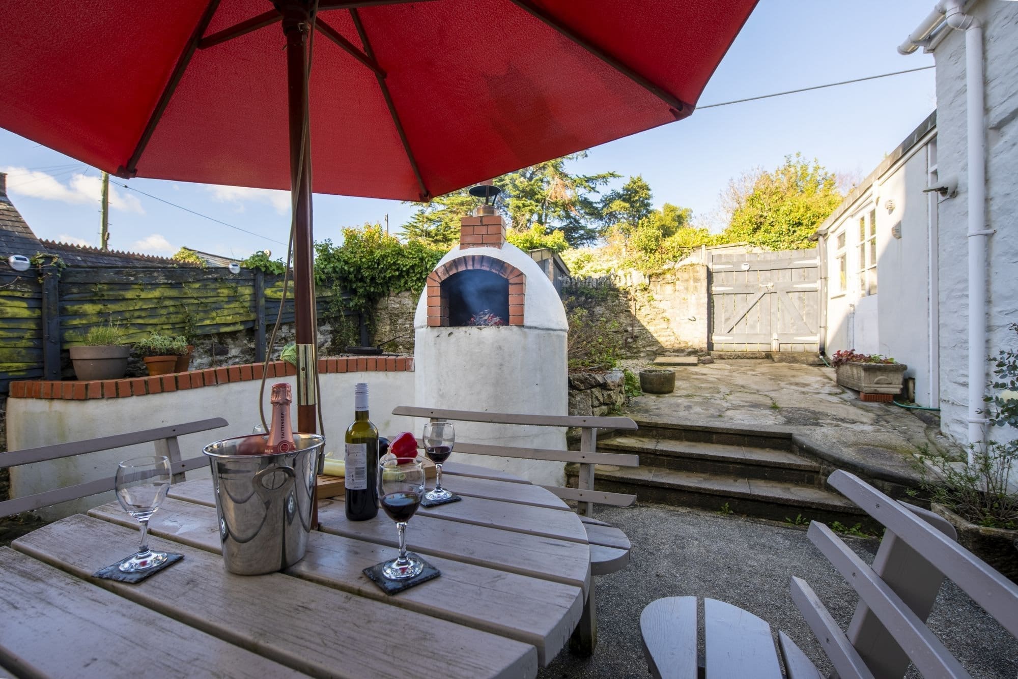 Rent House Chestnut Cacao Cornwall