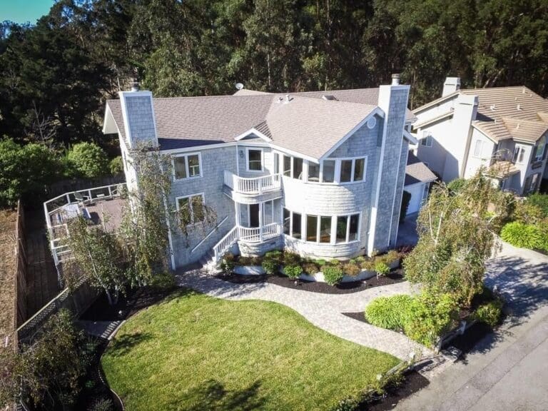 Rent House Jasmine Cosmos Pacifica