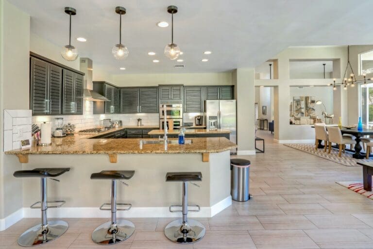 Rent House Lanzones Flowers La Quinta