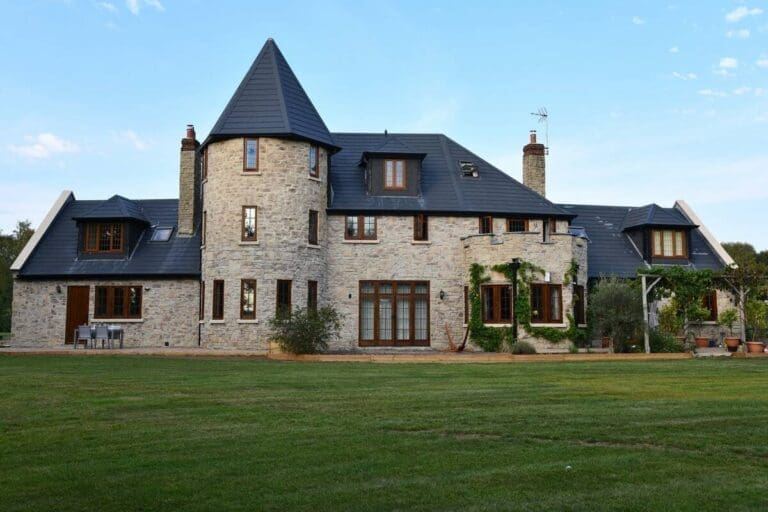 Rent House Milk Bells Kent