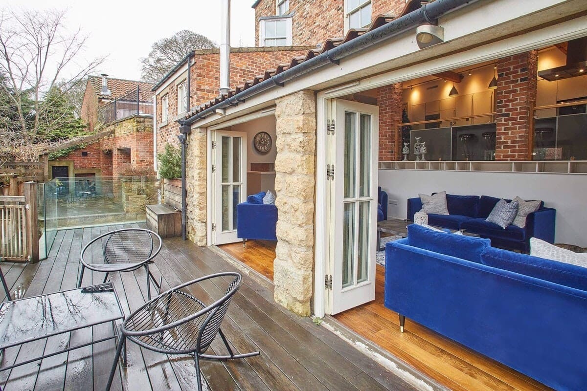 Rent House Platinum Gladiolus North York Moors