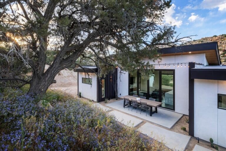 Rent House Quartz Shaddick Joshua Tree National Park