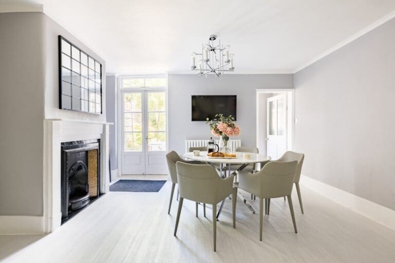 Rent House Rain Loquat Henley-on-Thames