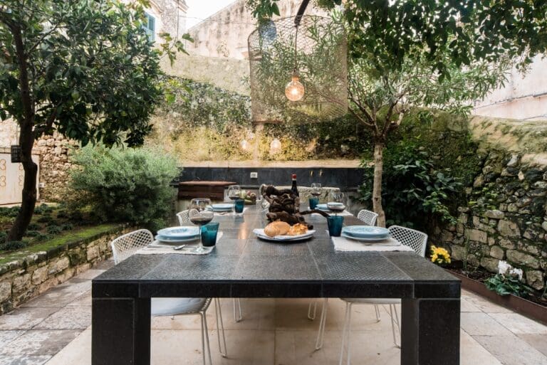 Rent House Roman Cowtail Val di Noto