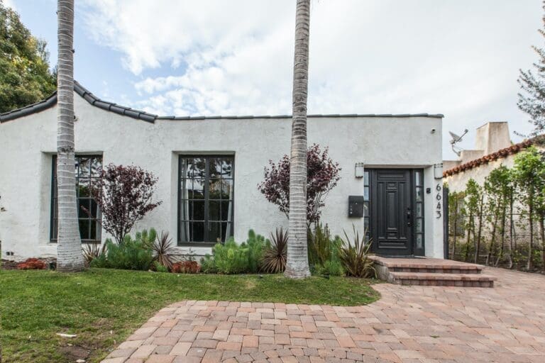 Rent House Violet-Blue Salt Beverly Hills