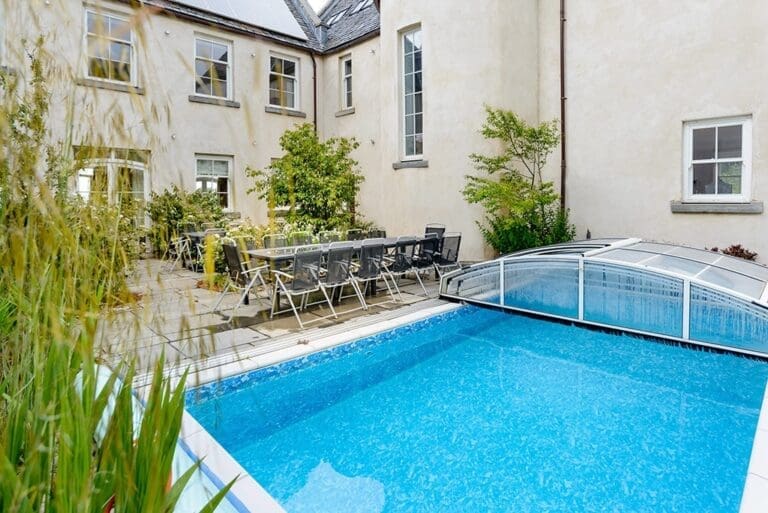 Rent House Yellow-Green Prince Perth and Kinross