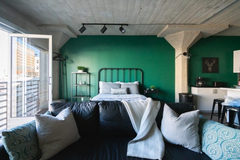 Rent Loft Tea Monk Hollywood