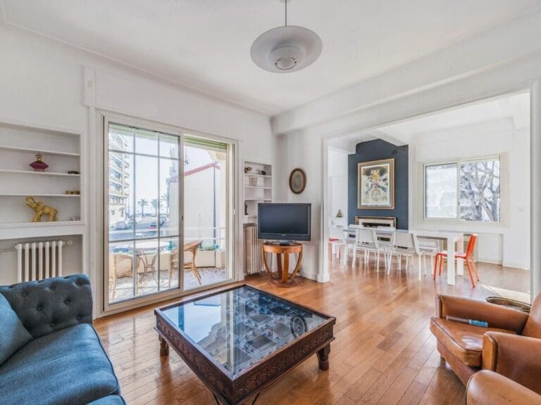 Rent Townhouse Atomic Satin Côte d’Azur