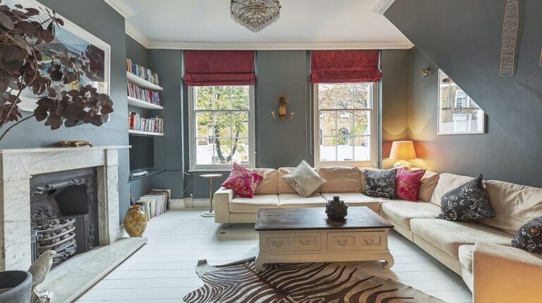 Rent Townhouse Beige Witchhazel Angel